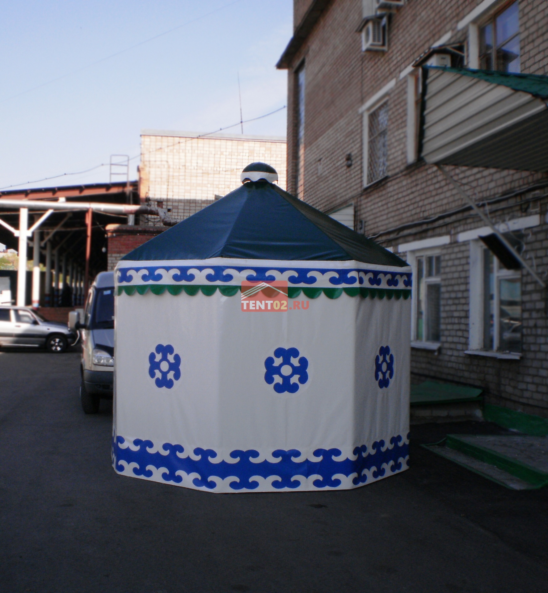 tent02-13