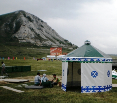 tent02-16